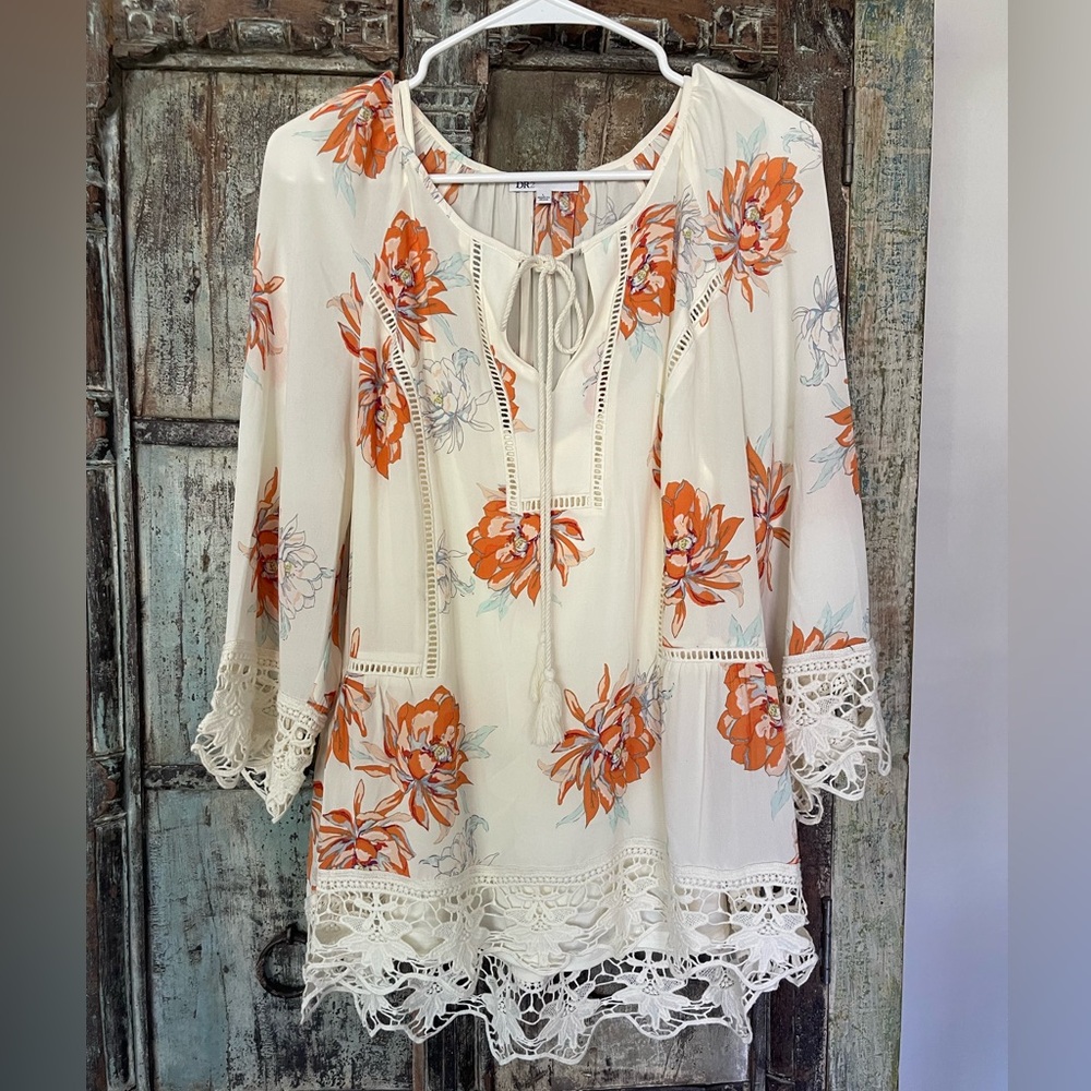 DR2 Floral Blouse